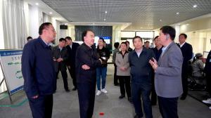 河南省人大常委会原副主任徐济超莅临飞天调研
